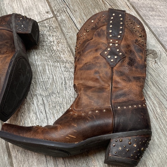 ARIAT RHINESTONE COWGIRL 7B - Picture 5 of 8